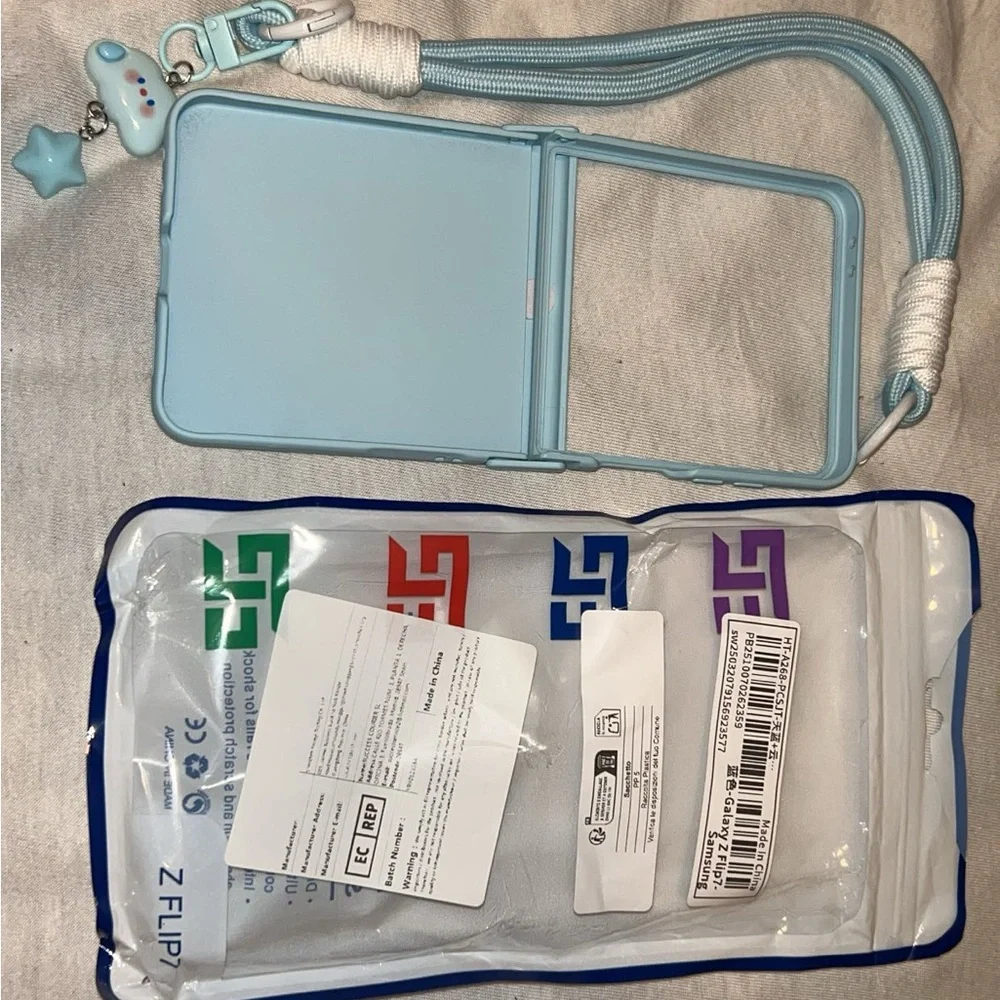 Samsung Z Flip 7 Light Blue Phone Case with Bear Charm